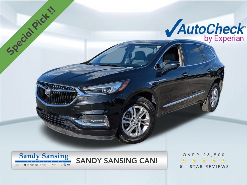 2018 Buick Enclave Essence's photo