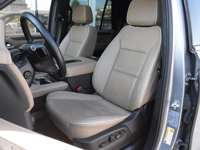 2023 Chevrolet Tahoe Premier photo 18
