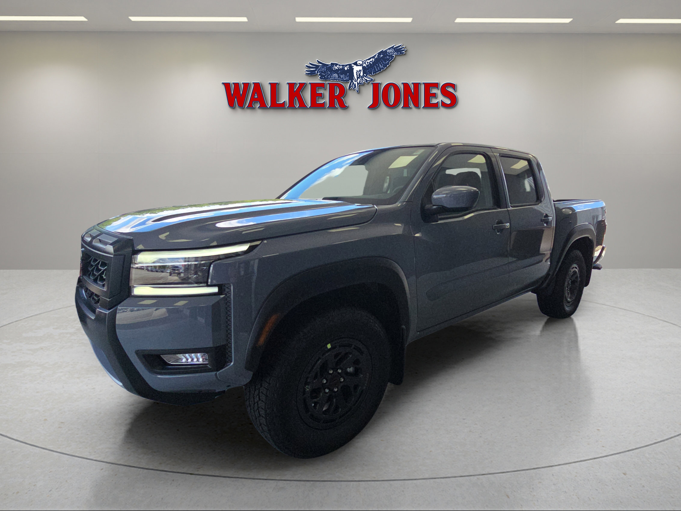 2025 Nissan Frontier PRO-4X photo 2
