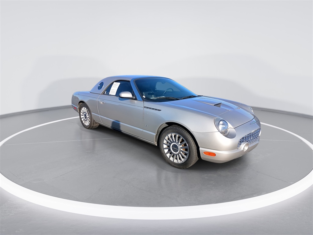 2004 Ford Thunderbird Base photo 2
