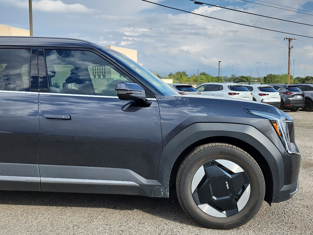 2024 Kia EV9 Wind photo 4