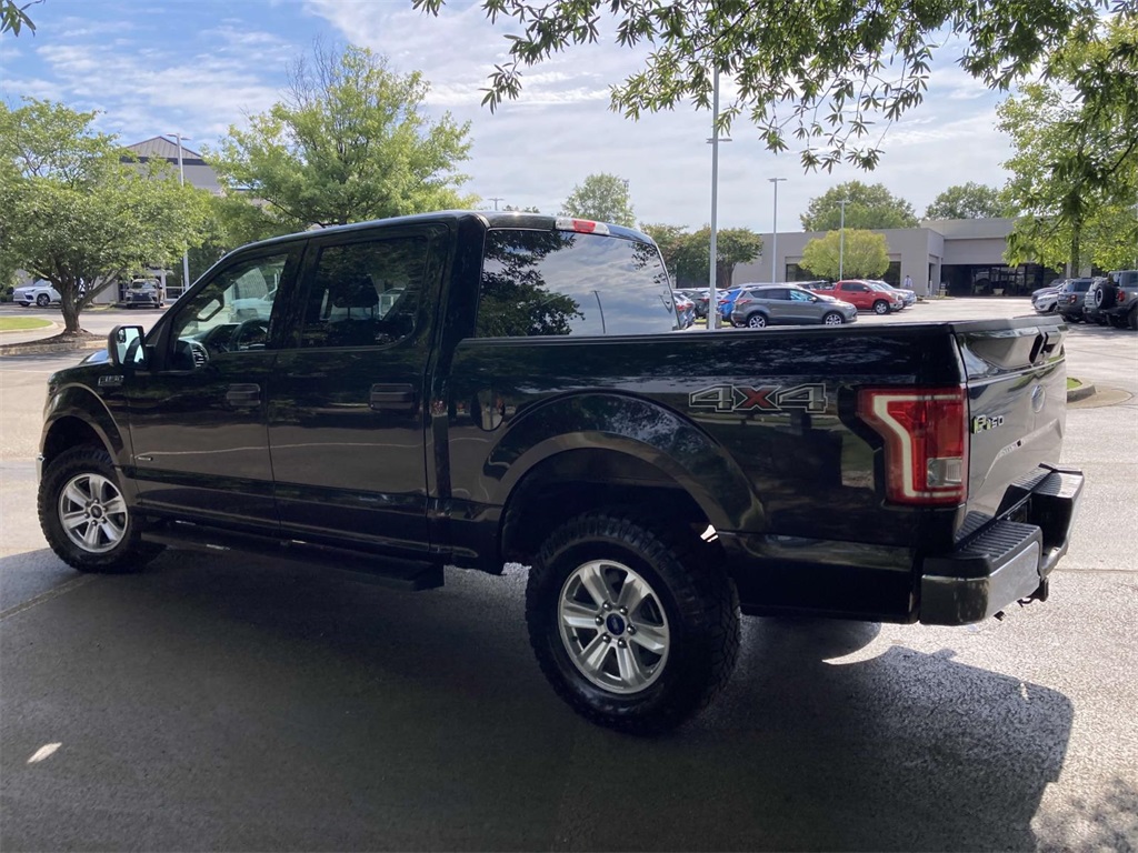 2015 Ford F-150 XLT photo 4