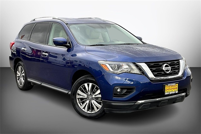 2018 Nissan Pathfinder SL