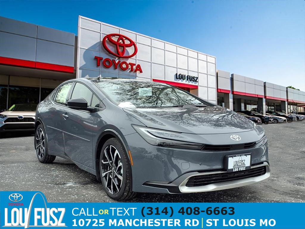 2026 Toyota Prius XSE Premium's photo