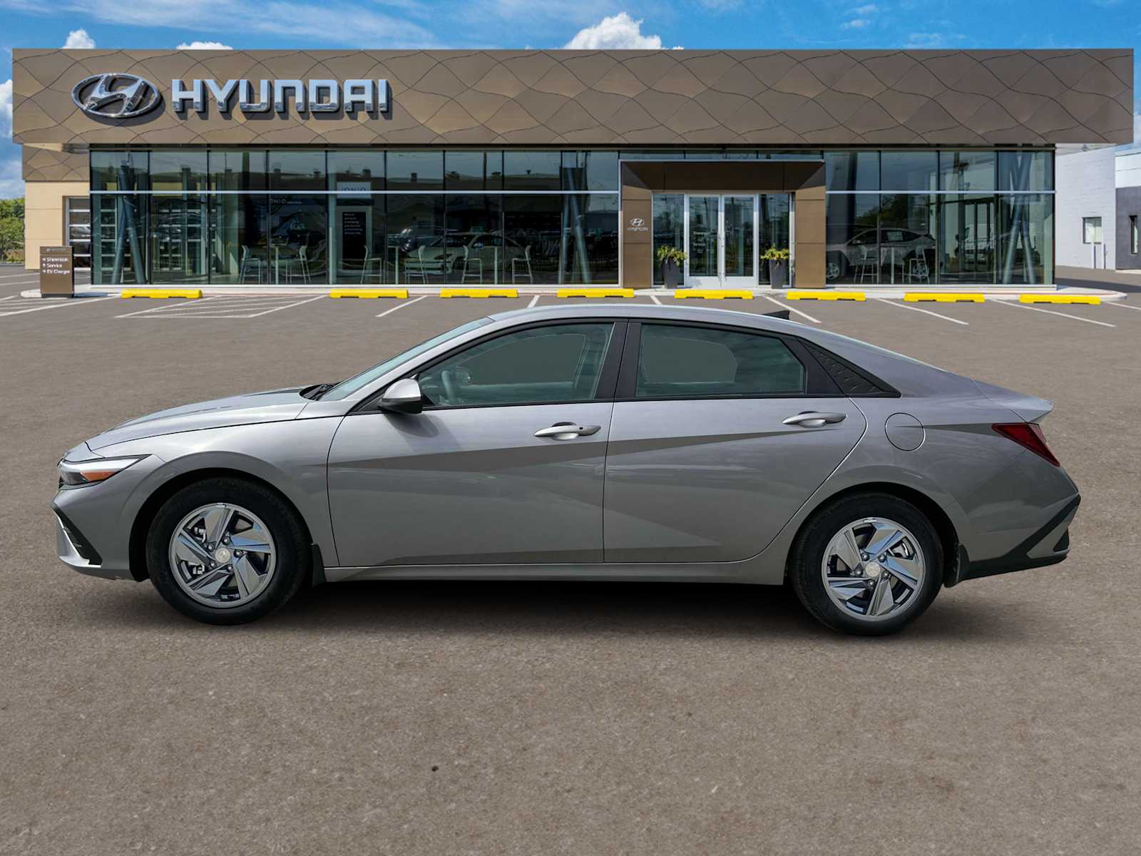 2025 Hyundai Elantra SE photo 3