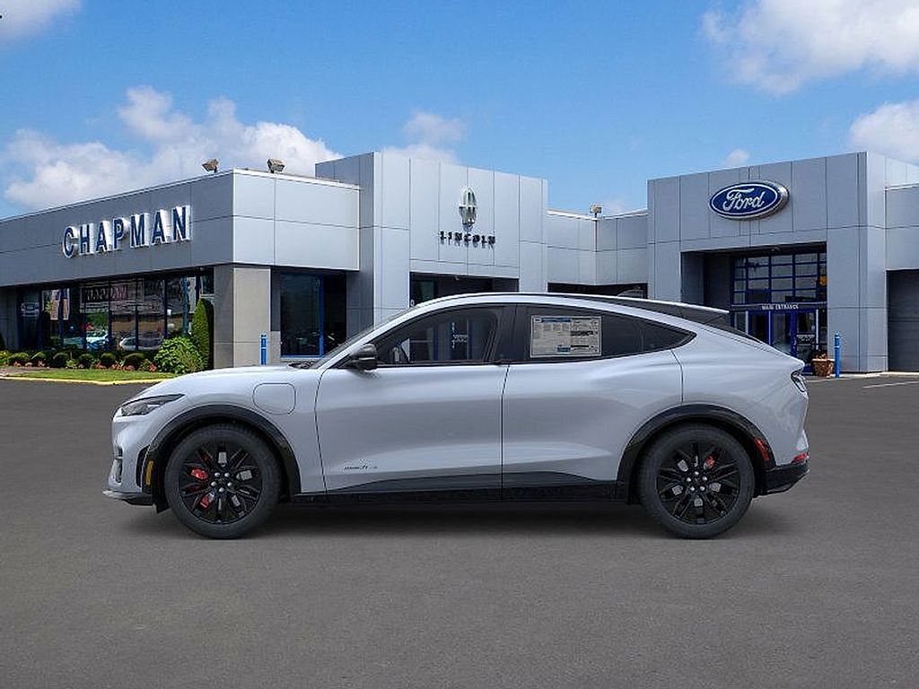 2025 Ford Mustang Mach-E Premium photo 3