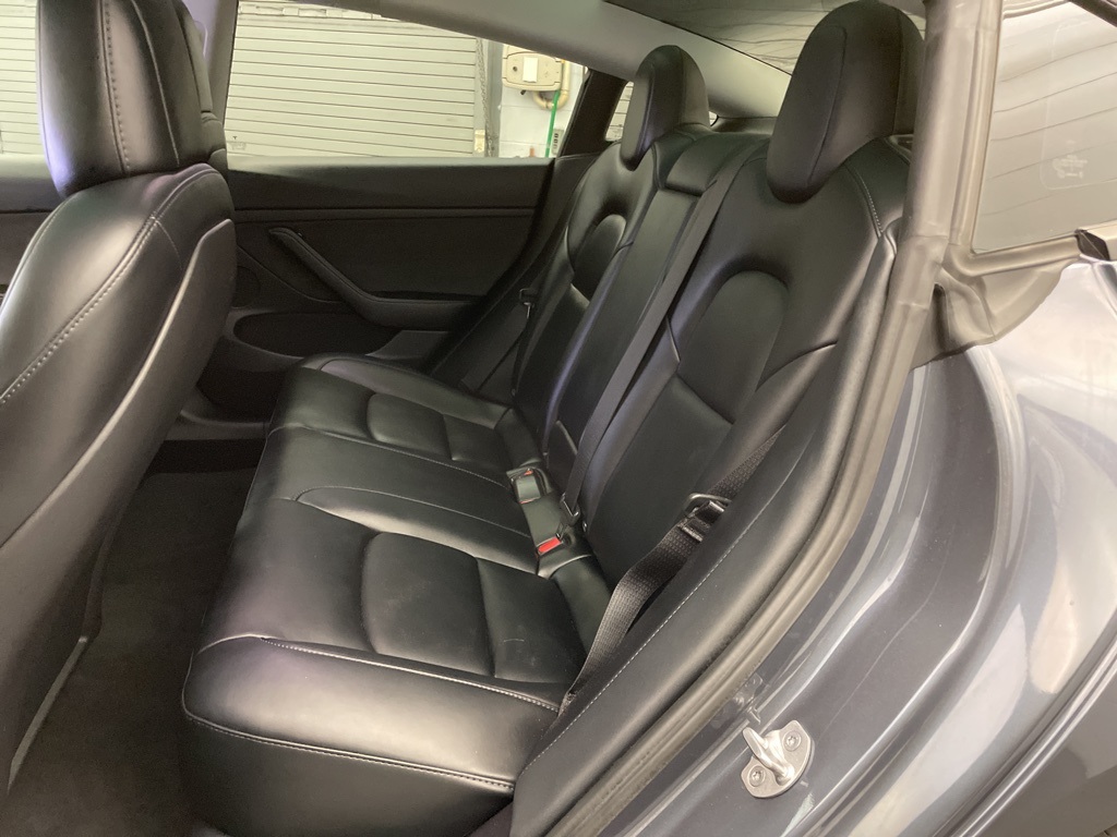 2023 Tesla Model 3 photo 13