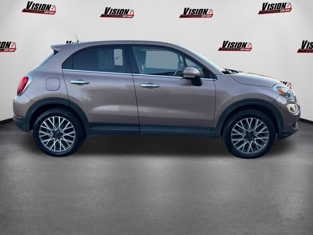 2017 Fiat 500X Lounge photo 3