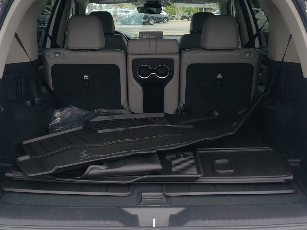 2025 Honda Pilot Touring photo 11