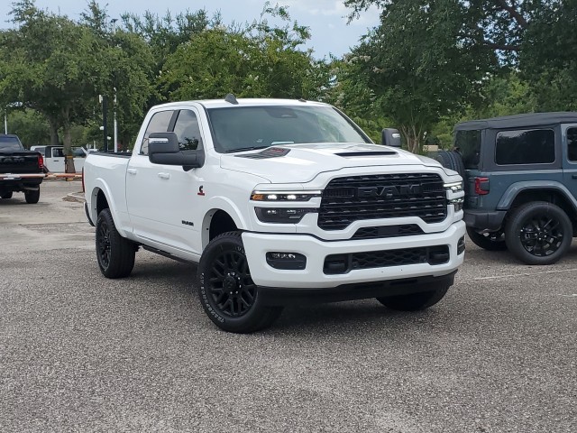 New 2025 RAM 2500 Limited 4x4 Crew Cab