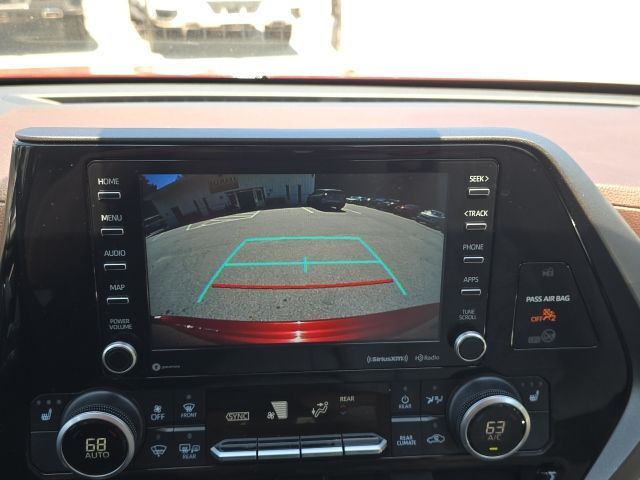 2021 Toyota Highlander XLE photo 36
