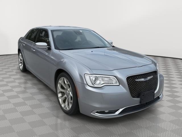 2016 Chrysler 300 C Platinum