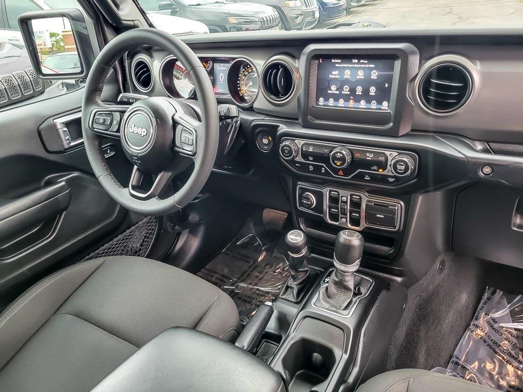 2023 Jeep Gladiator Sport photo 20