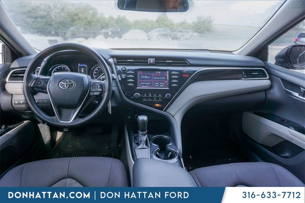 2018 Toyota Camry L photo 3