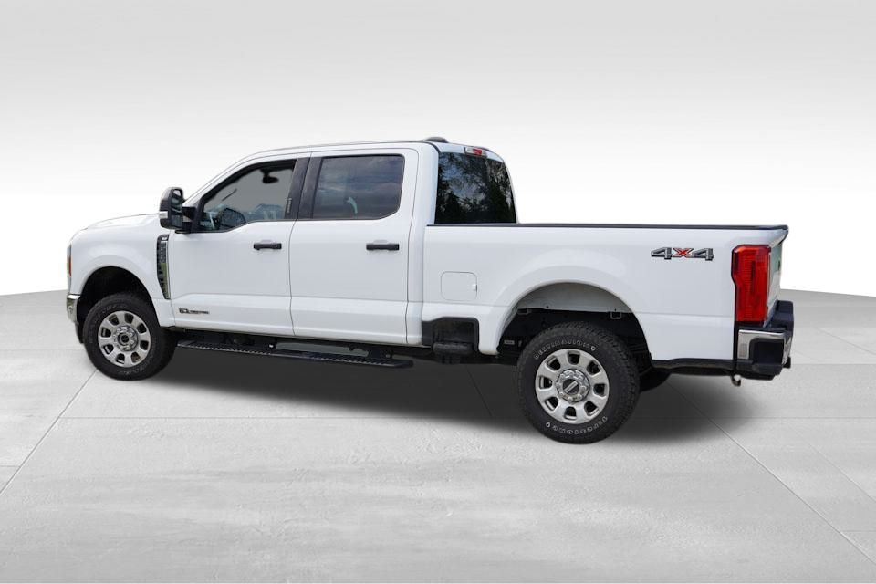 2024 Ford F-250 XLT photo 8