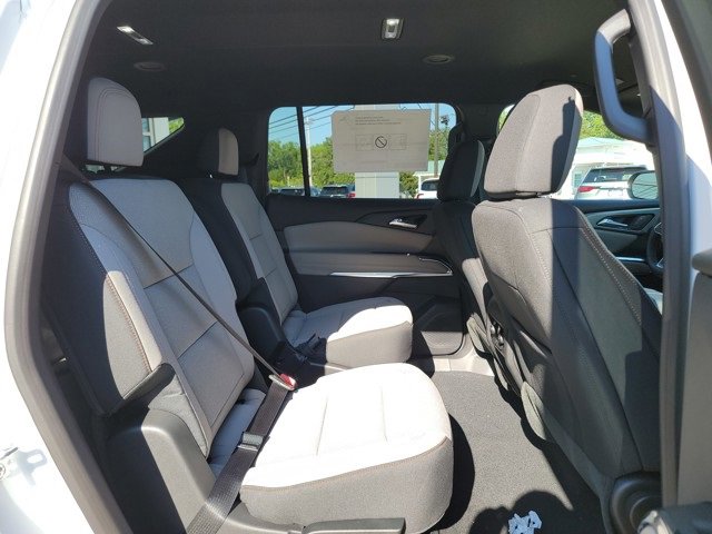 2026 Chevrolet Traverse photo 15