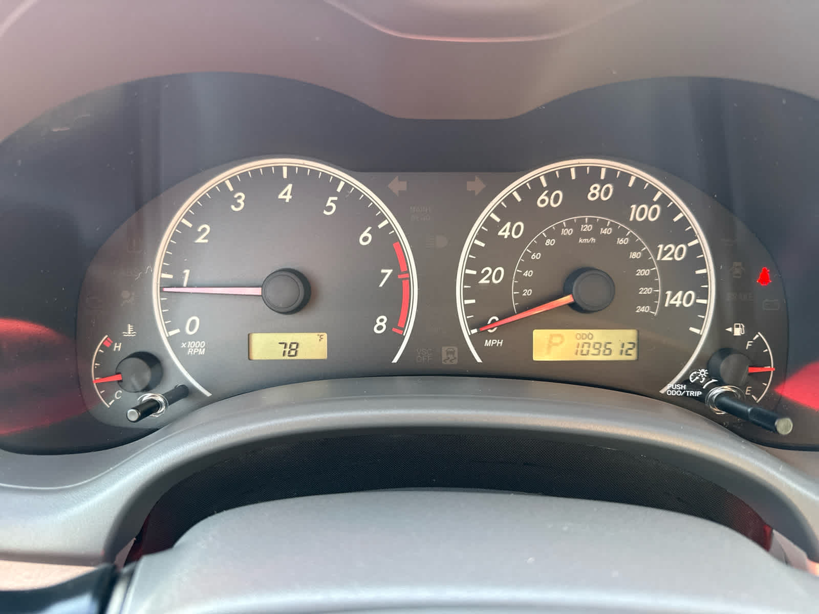 2009 Toyota Corolla LE photo 18