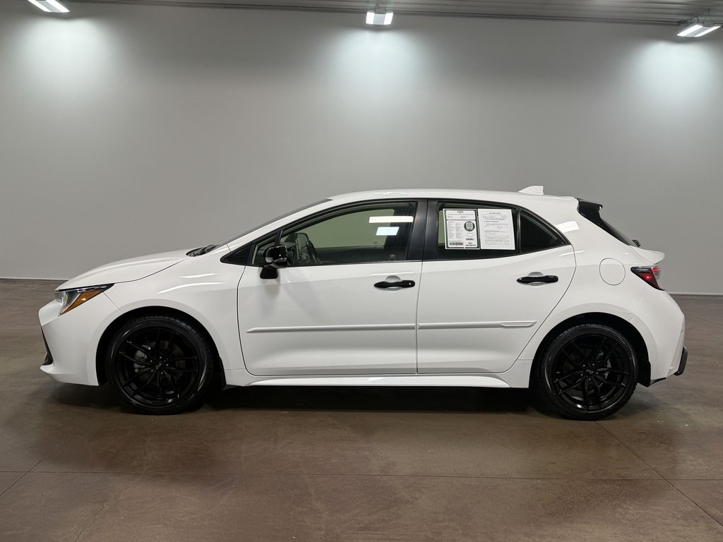 2021 Toyota Corolla SE Nightshade Edition photo 4