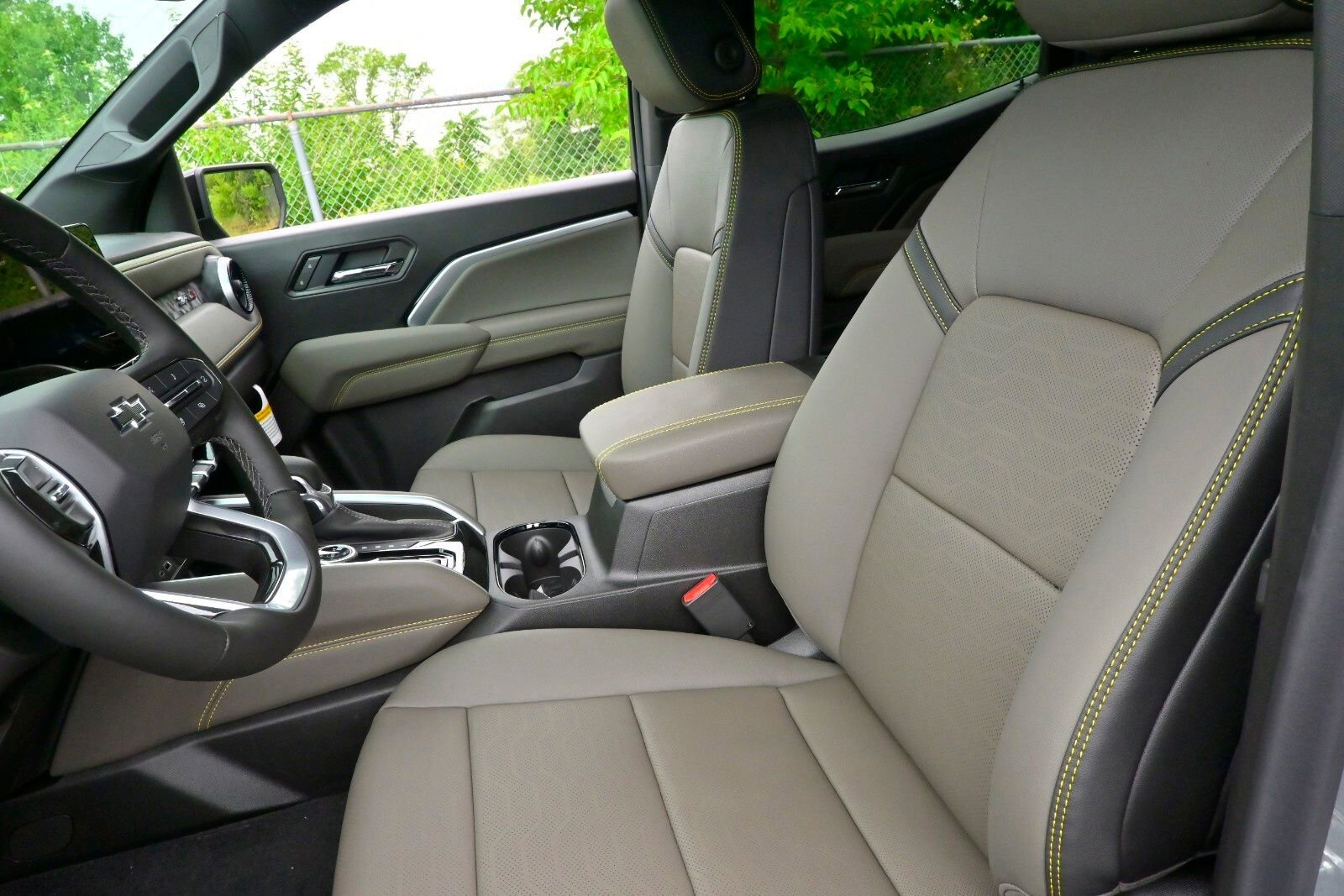 2026 Chevrolet Colorado ZR2 photo 17