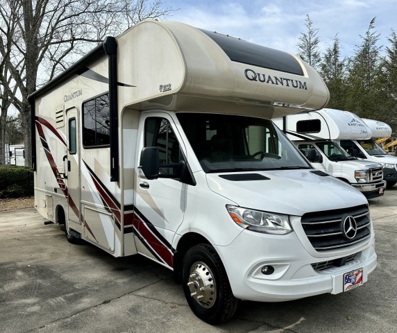 Pre-Owned 2021 Thor Quantum