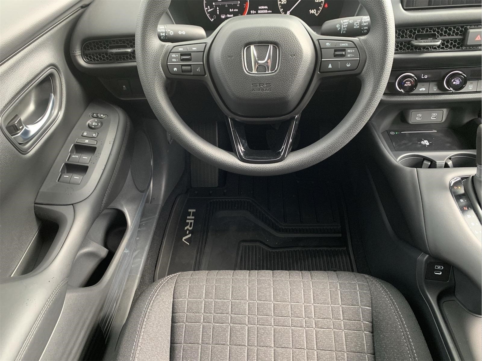 2026 Honda HR-V LX photo 10