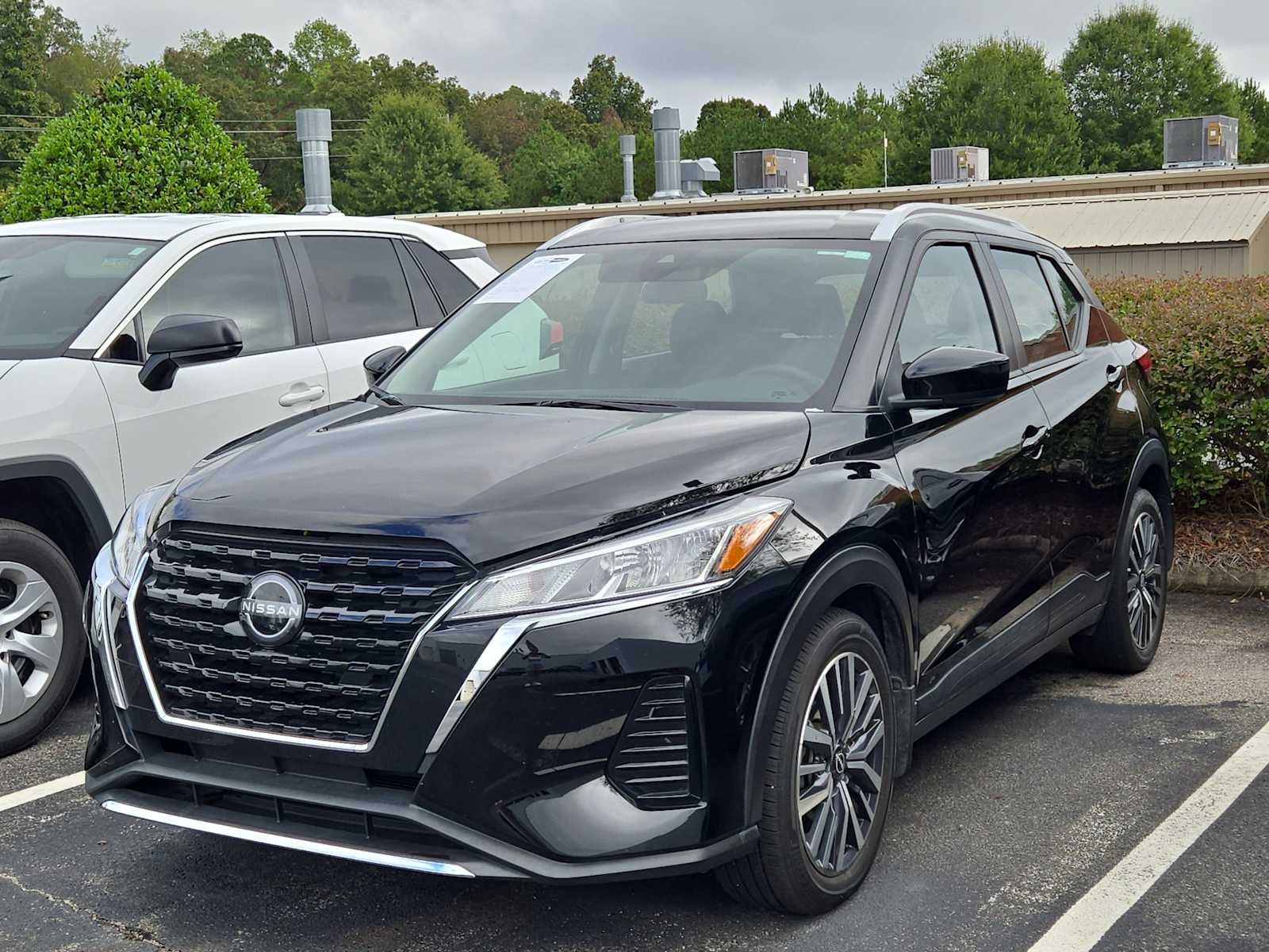 2023 Nissan Kicks SV photo 3