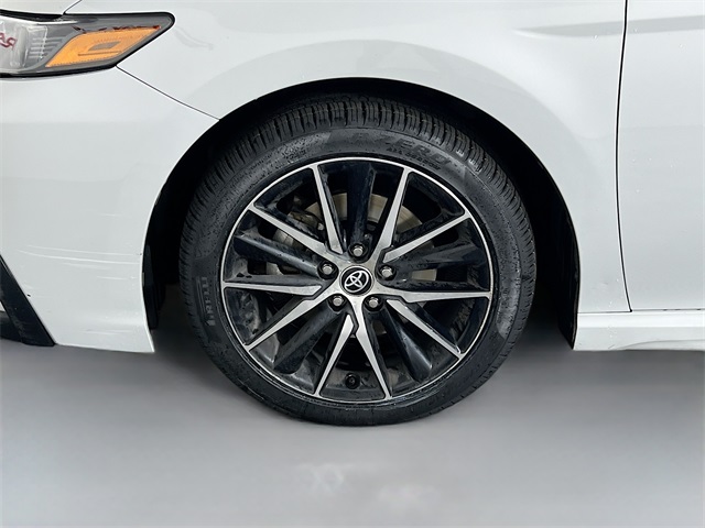 2023 Toyota Camry SE photo 10