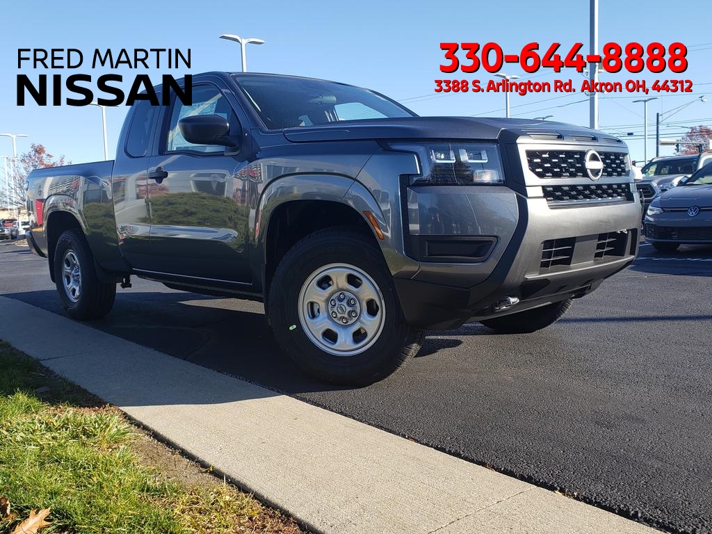 2026 Nissan Frontier S's photo