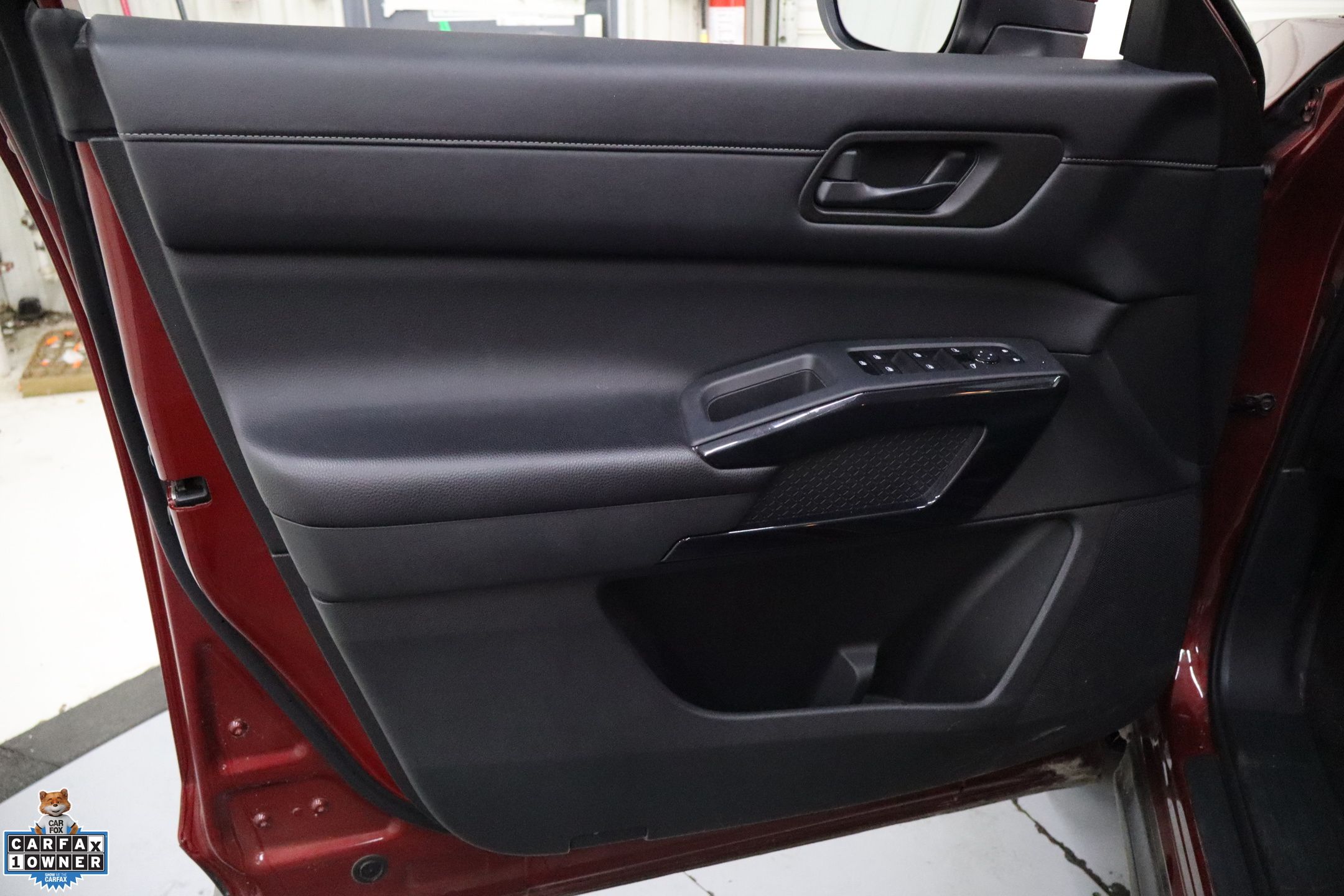 2024 Nissan Pathfinder SV photo 10