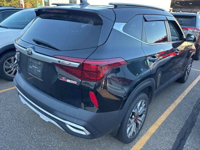 2021 Kia Seltos S photo 3
