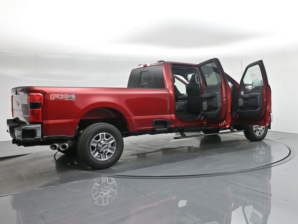 2025 Ford F-350 Super Duty Lariat