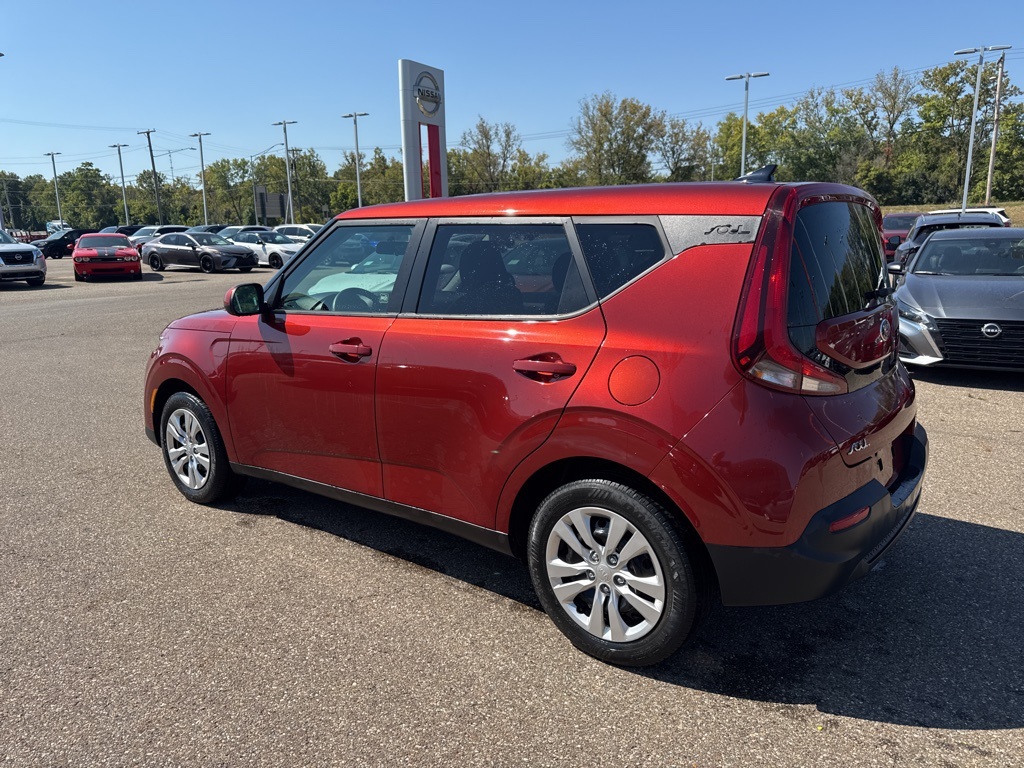 2020 Kia Soul LX photo 3