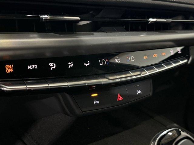 2025 Cadillac XT4 Premium Luxury photo 25