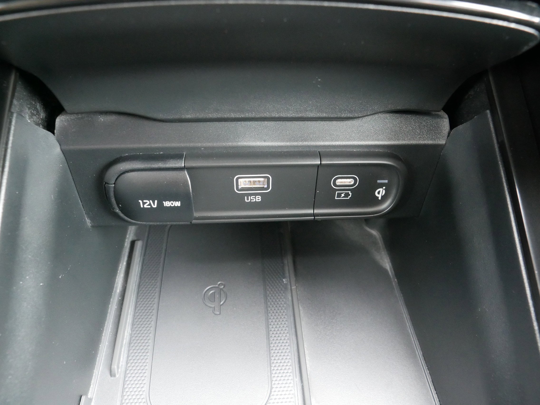 2025 Kia Telluride S photo 33