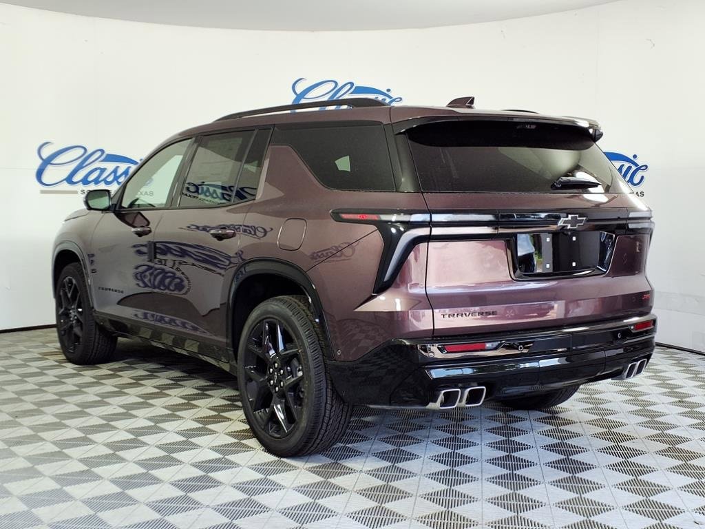 2026 Chevrolet Traverse RS photo 2