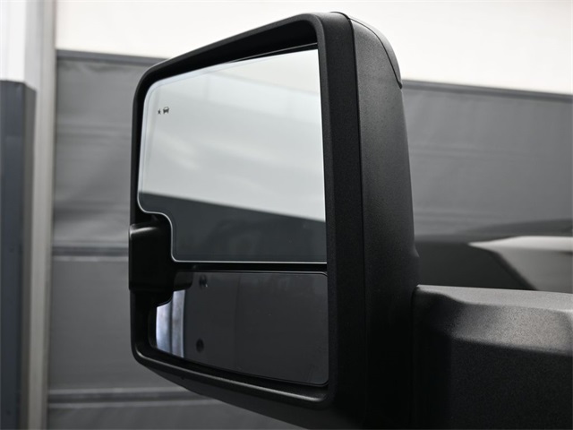 2024 Chevrolet Silverado 2500HD Custom photo 4