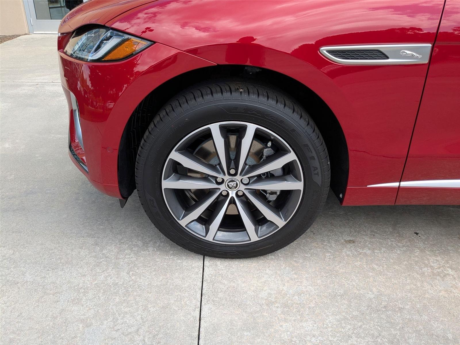 2026 Jaguar F-PACE P250 R-Dynamic S photo 10