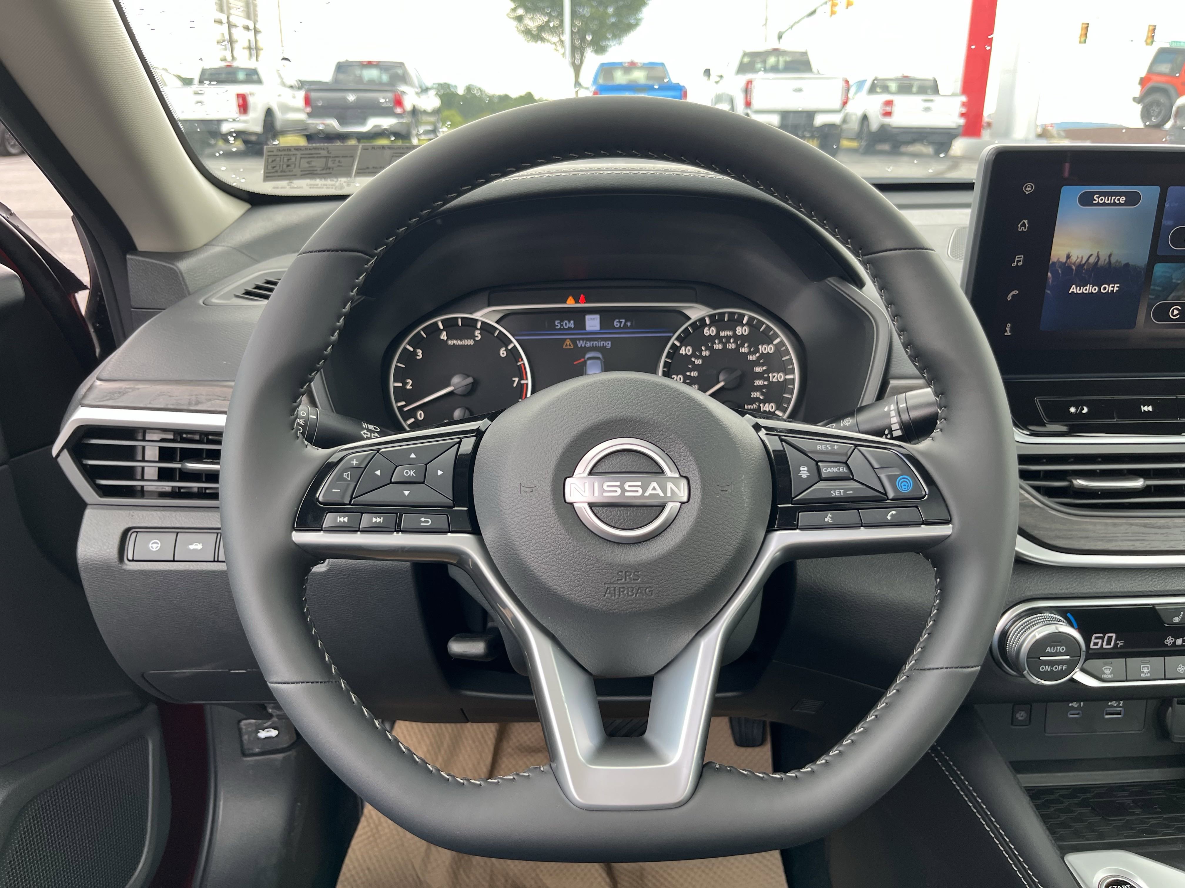 2025 Nissan Altima SV photo 2