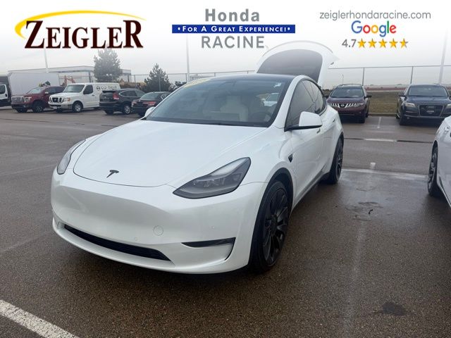 2022 Tesla Model Y Performance's photo