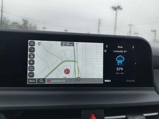 2024 Kia Seltos SX photo 3