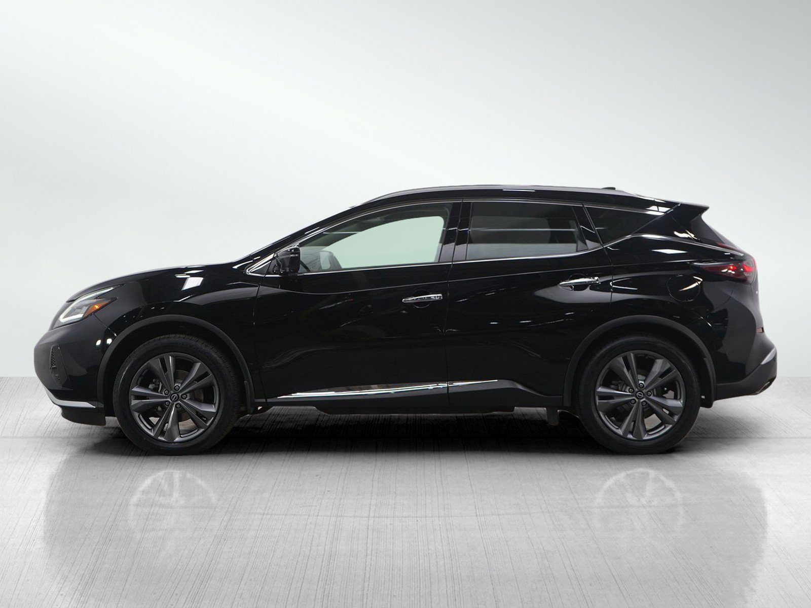 Used 2023 Nissan Murano Platinum with VIN 5N1AZ2DSXPC124184 for sale in Minneapolis, Minnesota