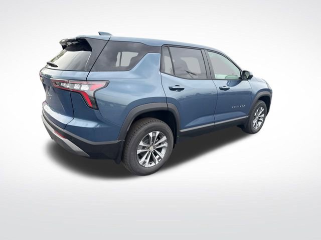 2026 Chevrolet Equinox LT photo 2