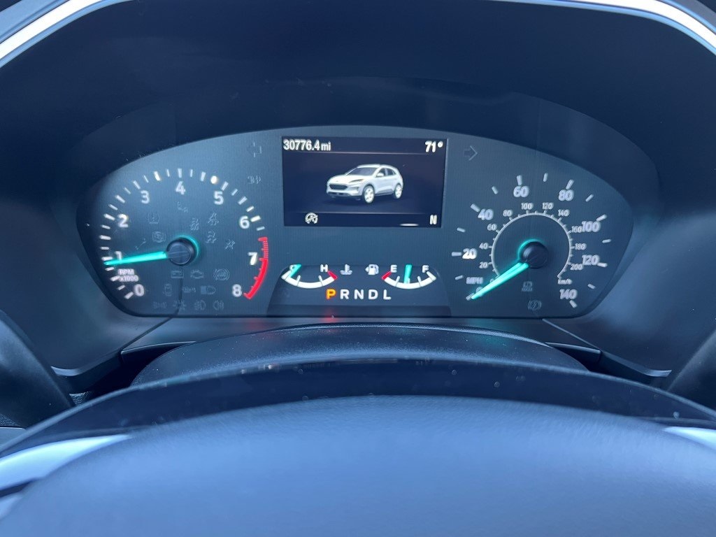 2022 Ford Escape SEL photo 4