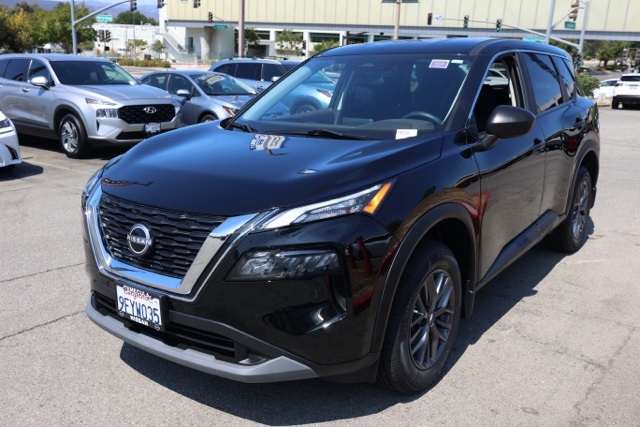 2023 Nissan Rogue S photo 3