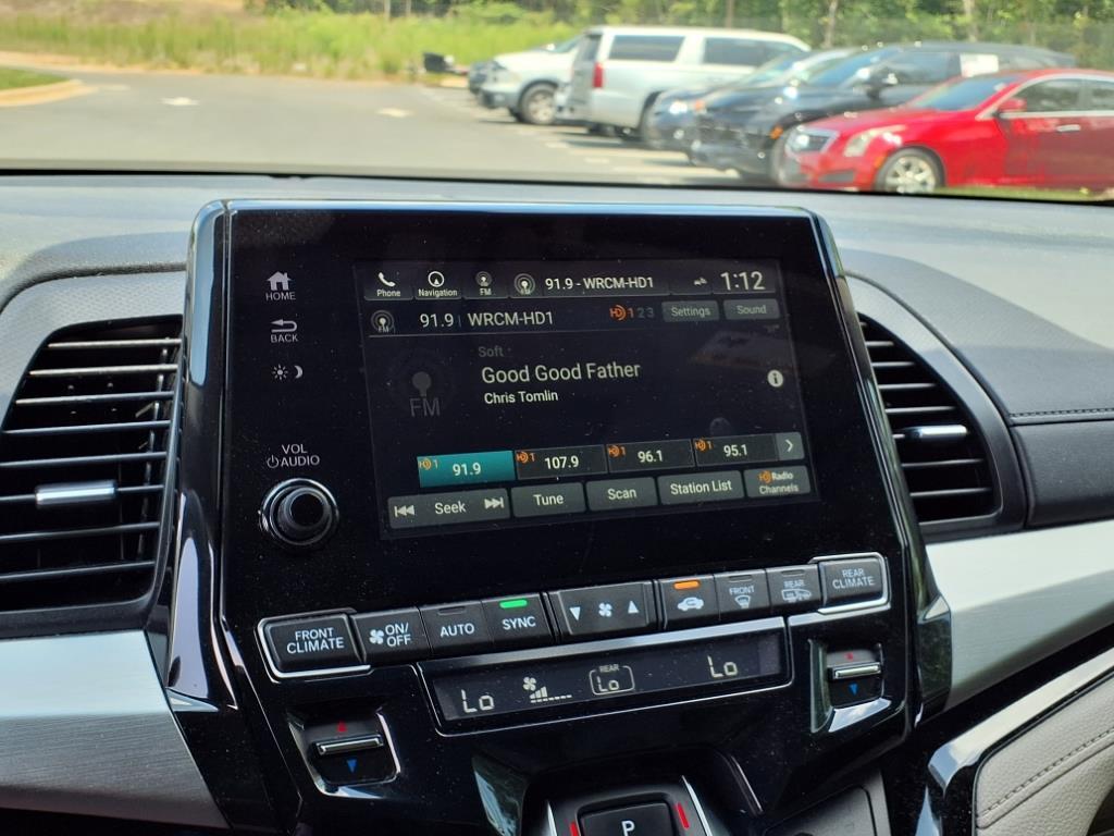 2021 Honda Odyssey Touring photo 11