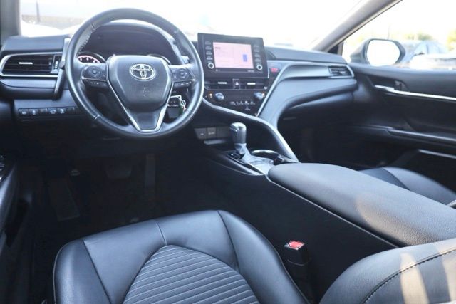 2024 Toyota Camry SE photo 3