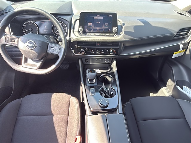 2026 Nissan Rogue S photo 9