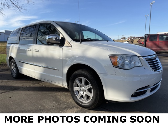 2012 Chrysler Town & Country Touring-L