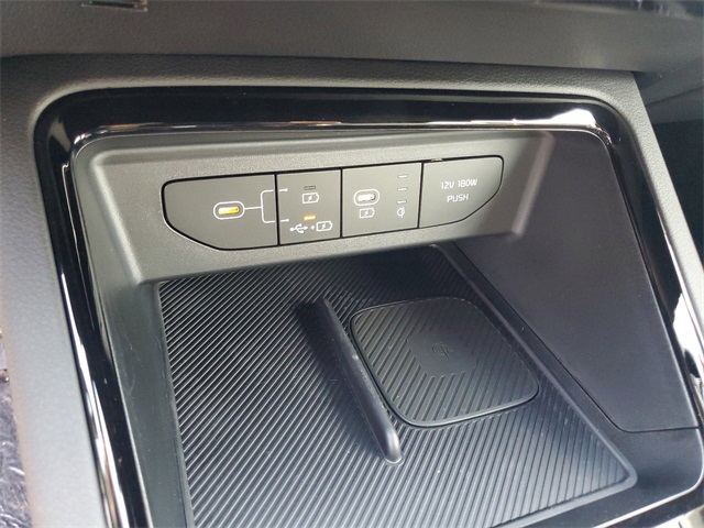 2025 Kia K5 GT-Line photo 19
