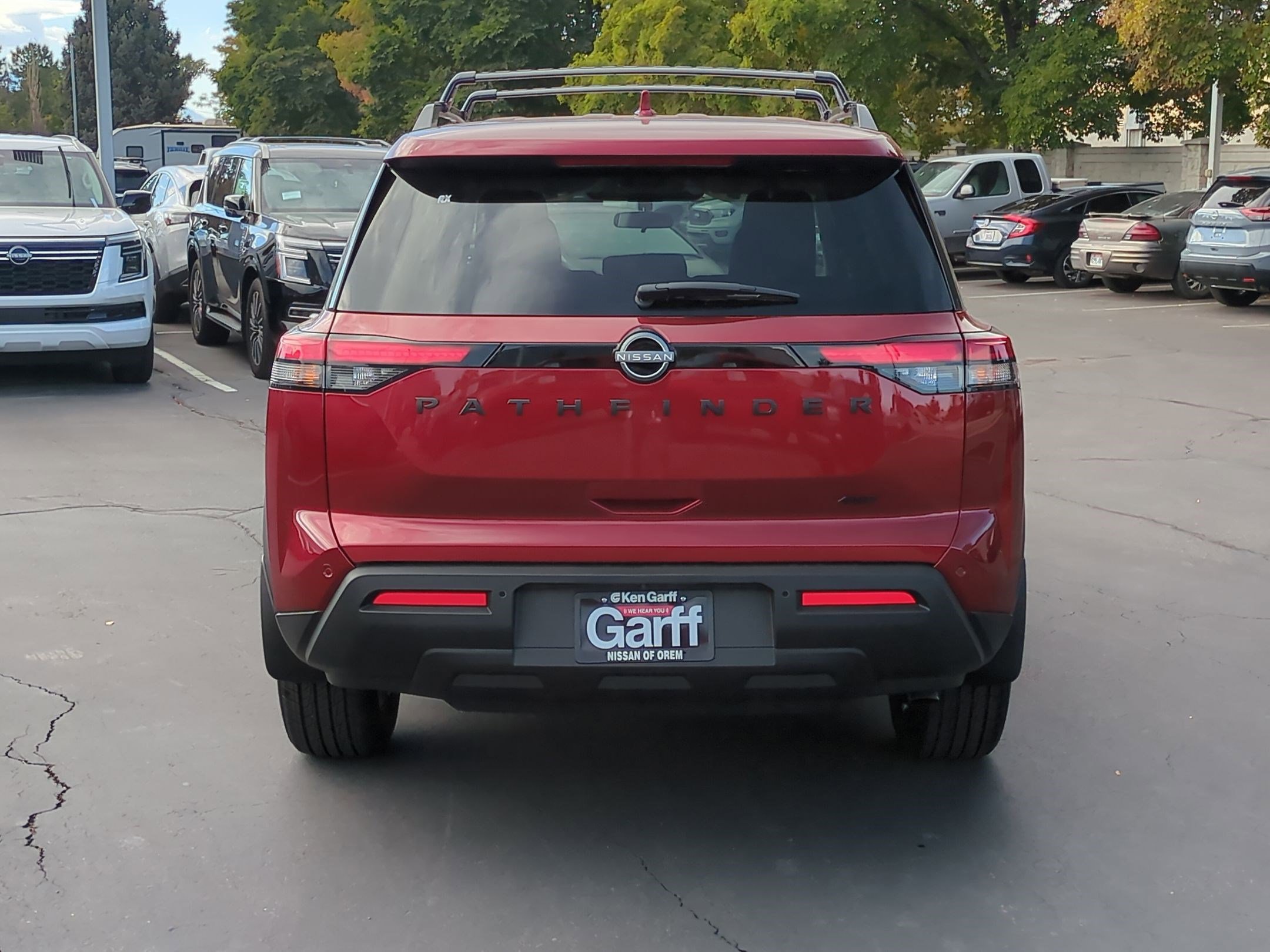 2025 Nissan Pathfinder SV photo 4